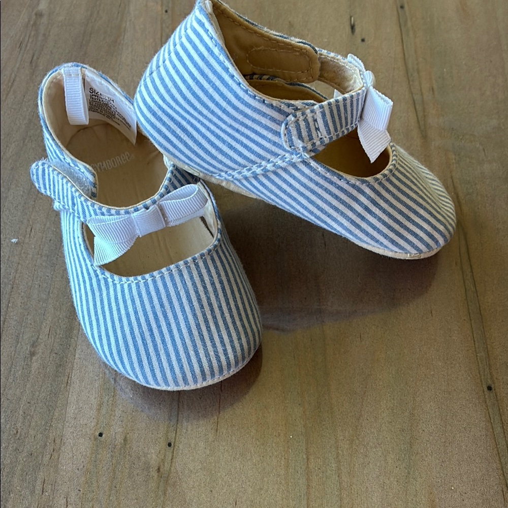 Blue Striped Kids Shoes with Bow - Gymboree - Baby Size 4